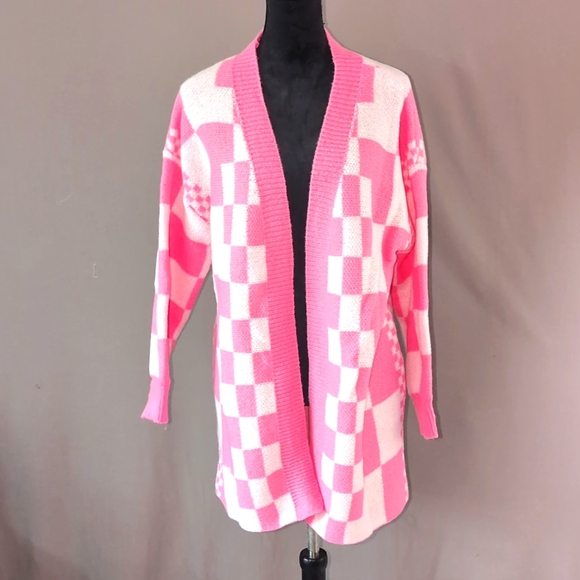 Various Sizes- Oversized Pink and White Checkerboard Cardigan Sweater-NWT - Picture 7 of 7